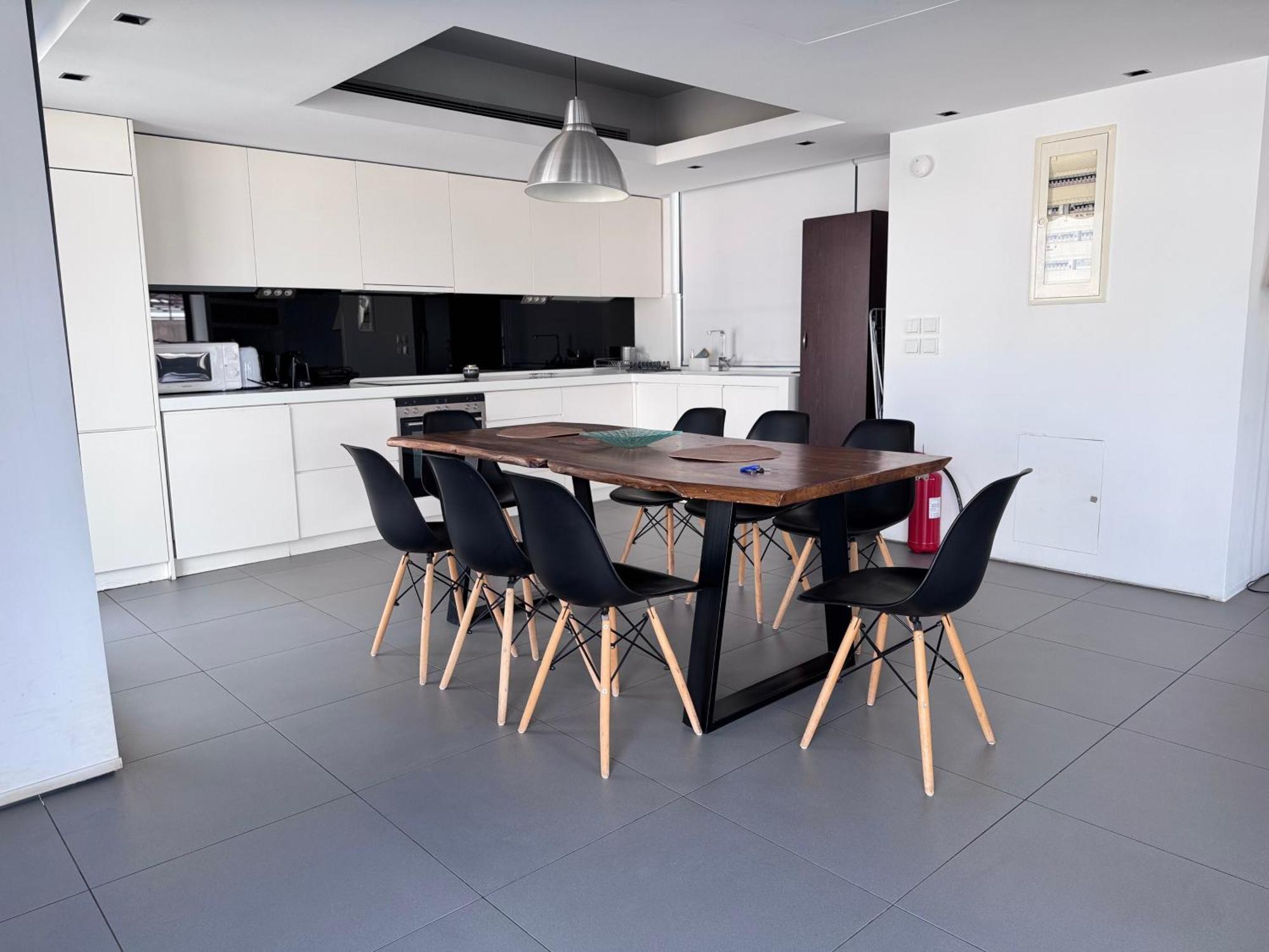 Apartment Kerameikos Spacious Loft Athen