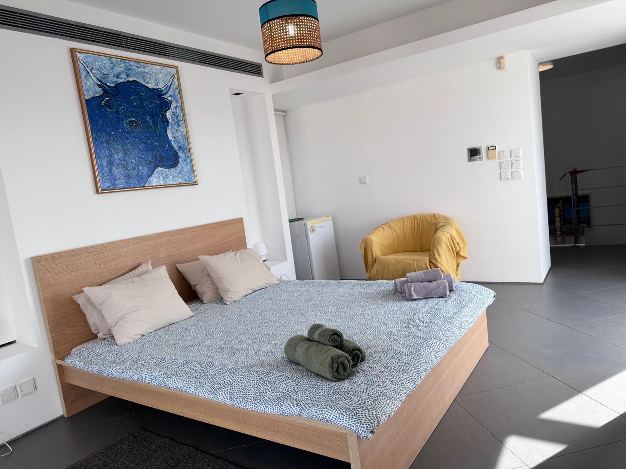 Kerameikos Spacious Loft *