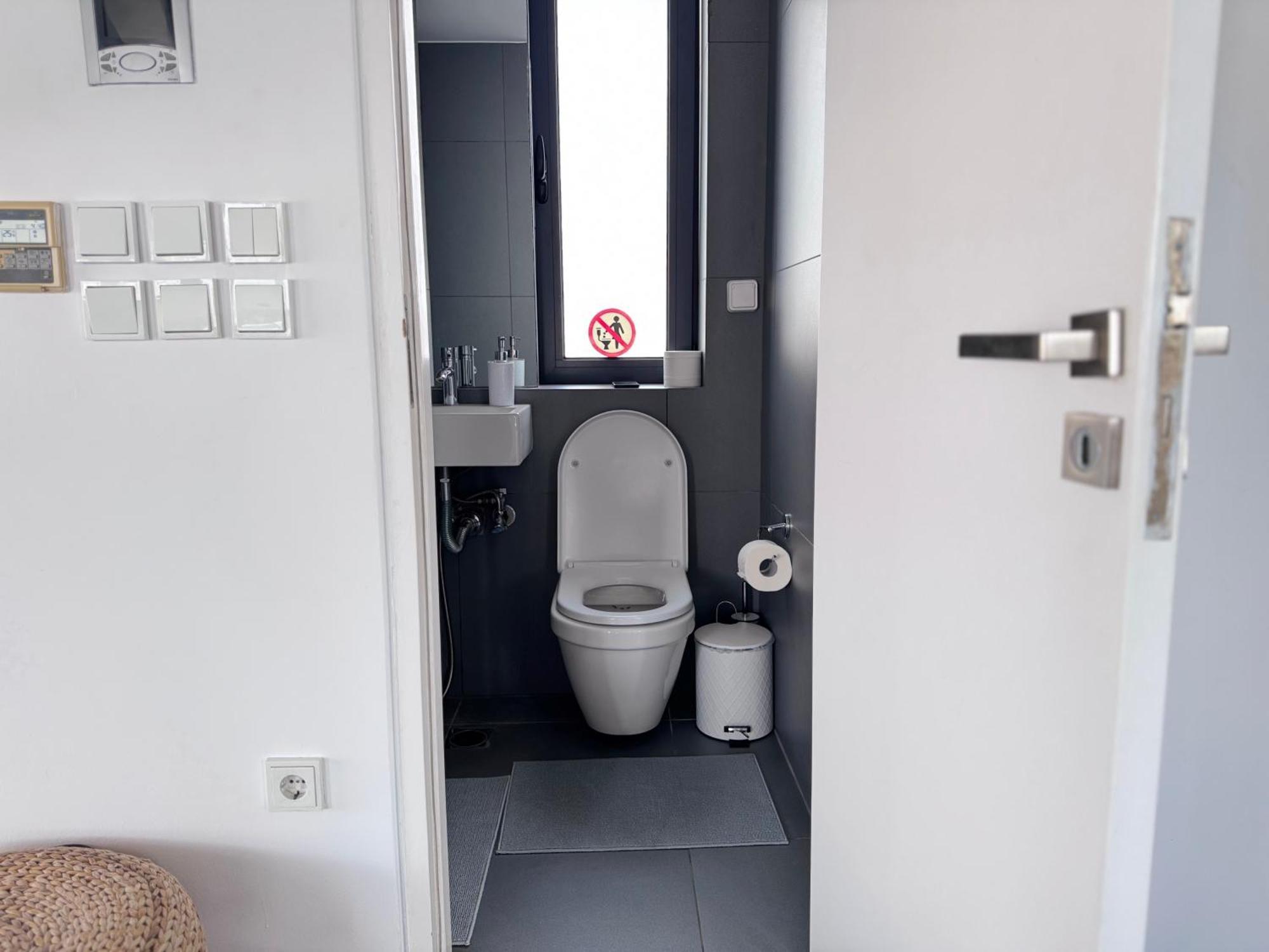 Kerameikos Spacious Loft Apartment Athen